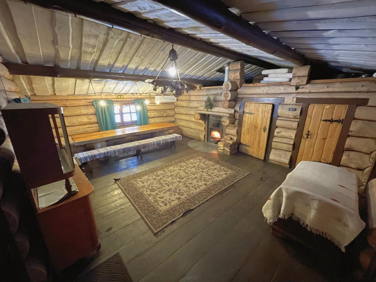 Forest Hut Stariy Prud Pylypovychi エクステリア 写真