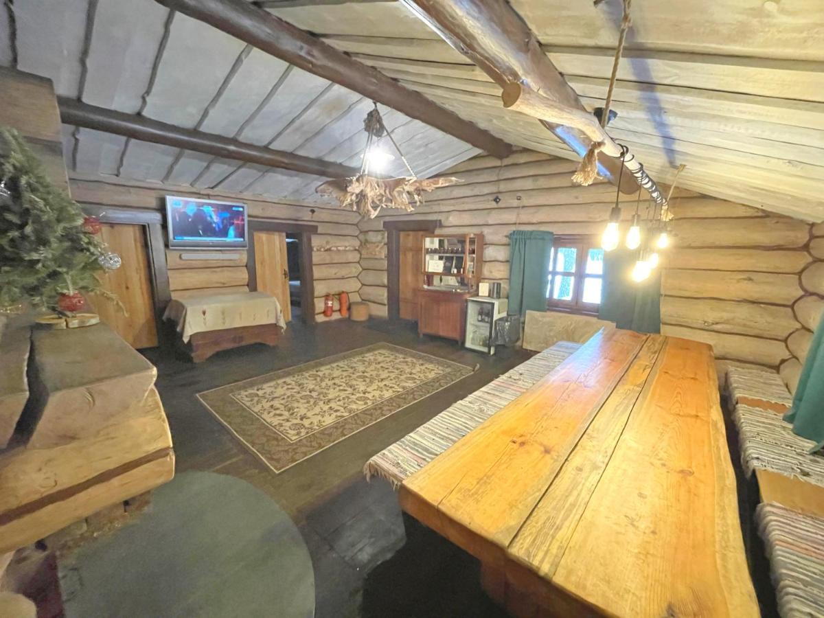 Forest Hut Stariy Prud Pylypovychi エクステリア 写真